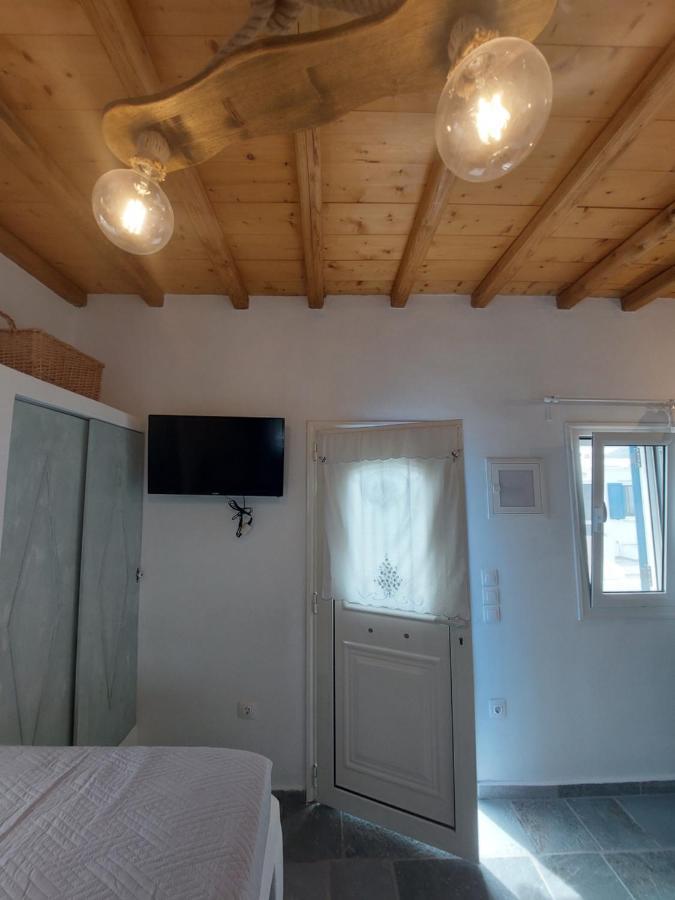 Villa Μπλε Στουντιο 1 à Livadi  Extérieur photo
