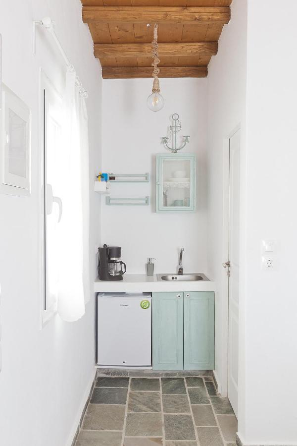 Villa Μπλε Στουντιο 1 à Livadi  Extérieur photo