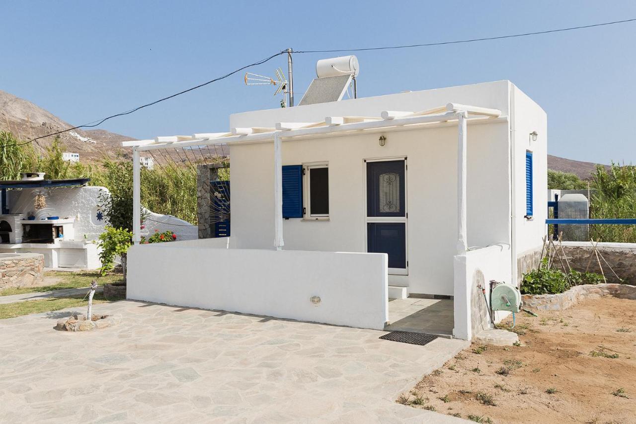 Villa Μπλε Στουντιο 1 à Livadi  Extérieur photo